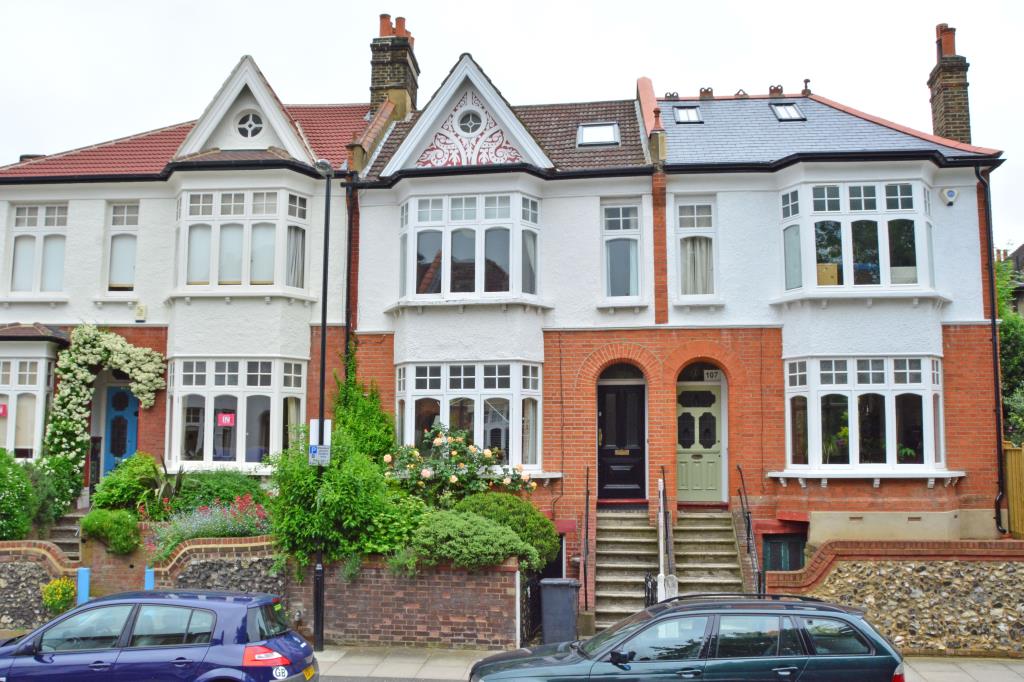 5 bedroom property for sale in Boyne Road, Lewisham, SE13 £999,995