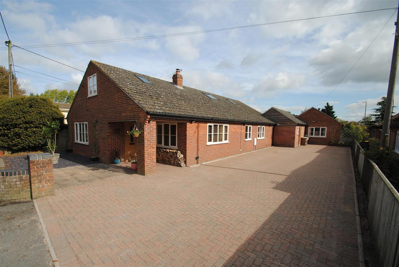 5 bedroom property for sale in Barrow Road, Harwell, Didcot Guide