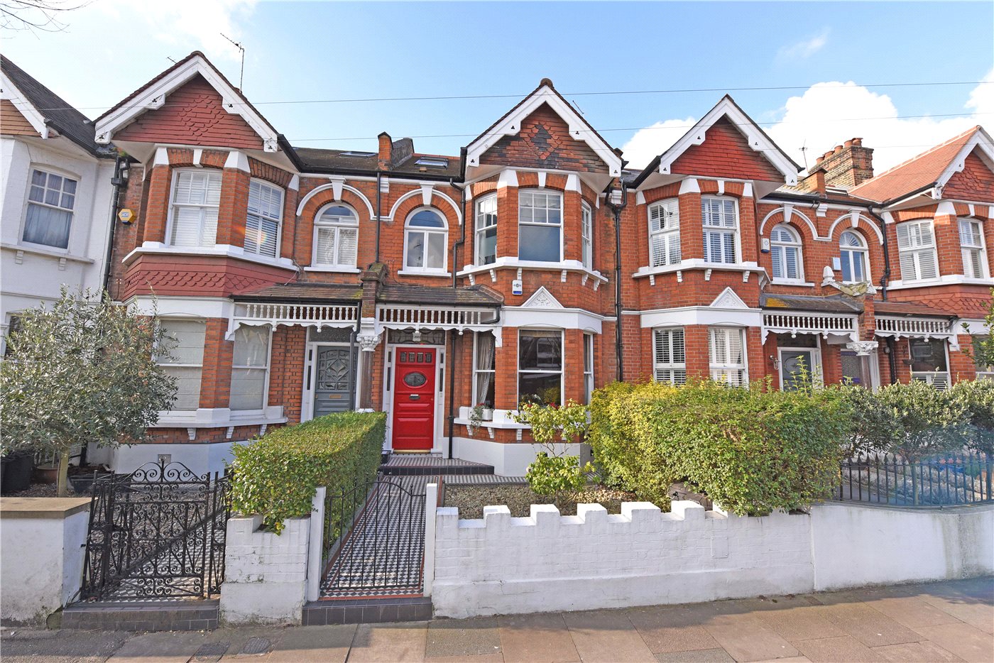6 bedroom property for sale in Elsenham Street, Southfields, London