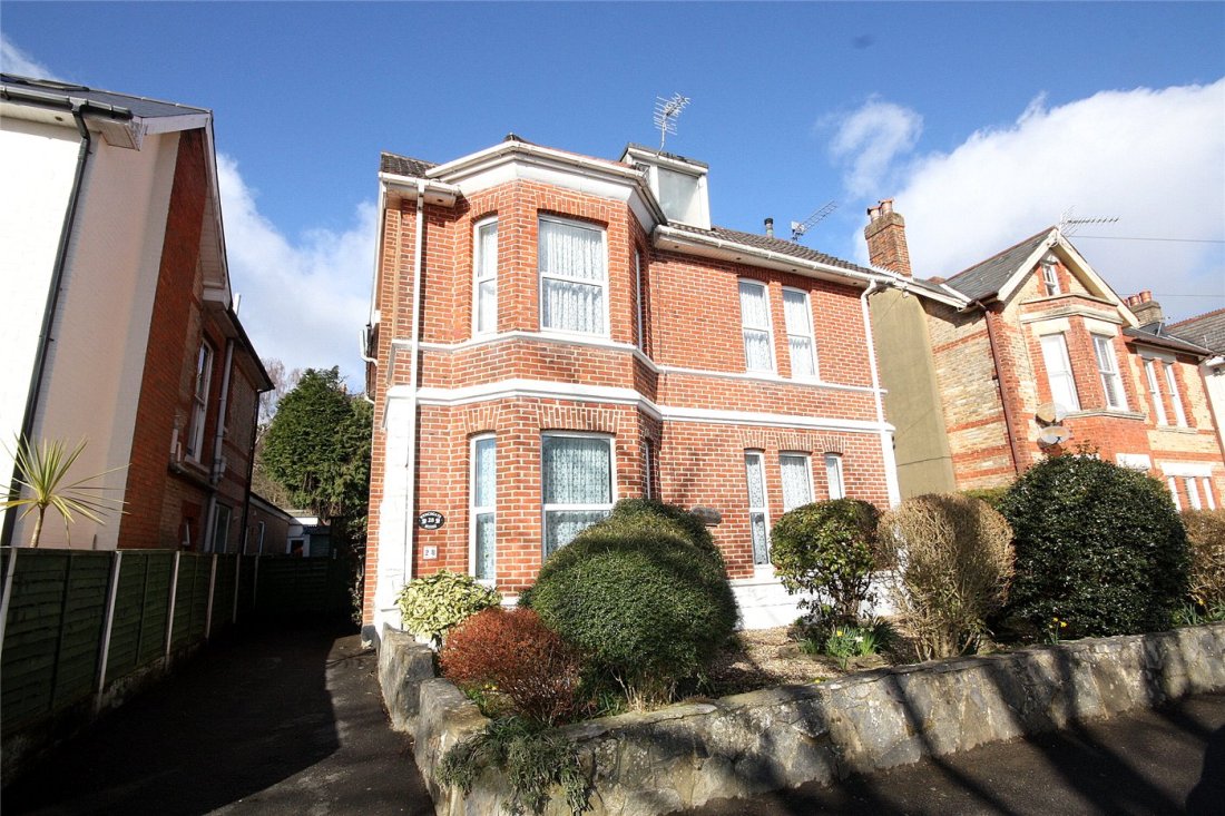 6 bedroom property for sale in Westbourne Park Road, Alum Chine