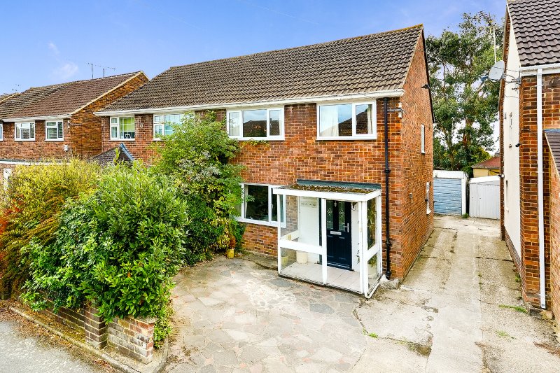 3 bedroom property for sale in Old Windsor Guide price £460,000