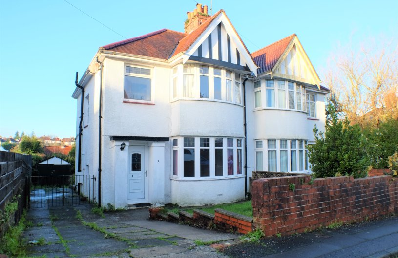 3 bedroom property for sale in Raglan Road, Sketty, Swansea, SA2 9LR