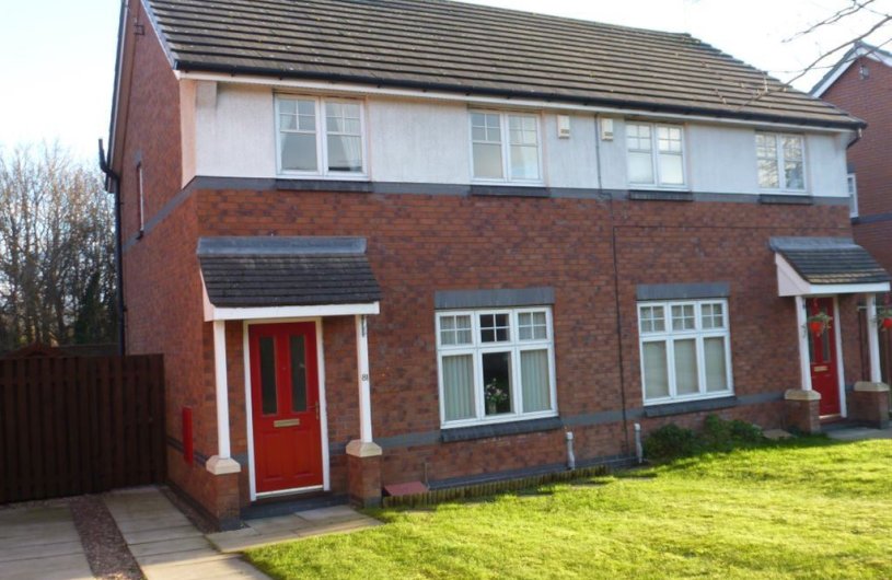 3 bedroom property to let in Moss Valley Road, New Broughton Wrexham