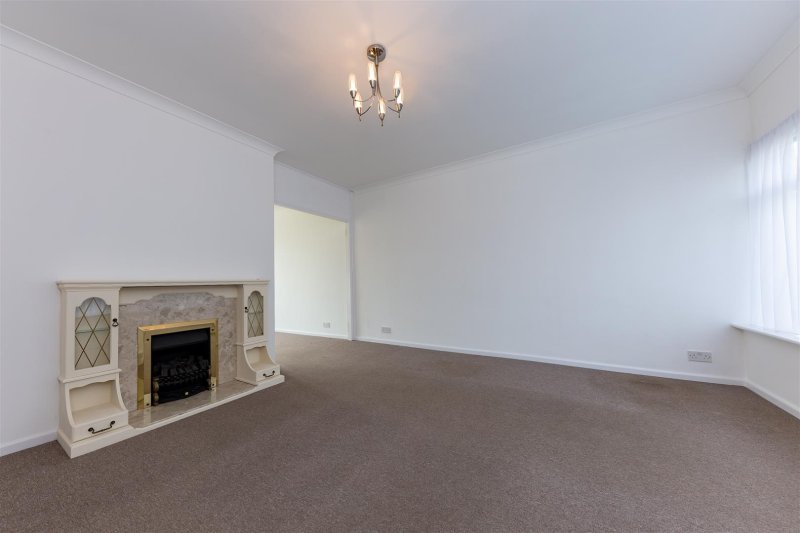 3 bedroom property for sale in Lordship Lane, Letchworth Garden City