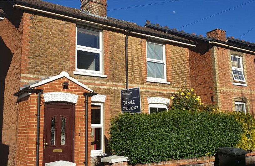 2 bedroom property for sale in Ludlow Road, Guildford, Surrey, GU2 £