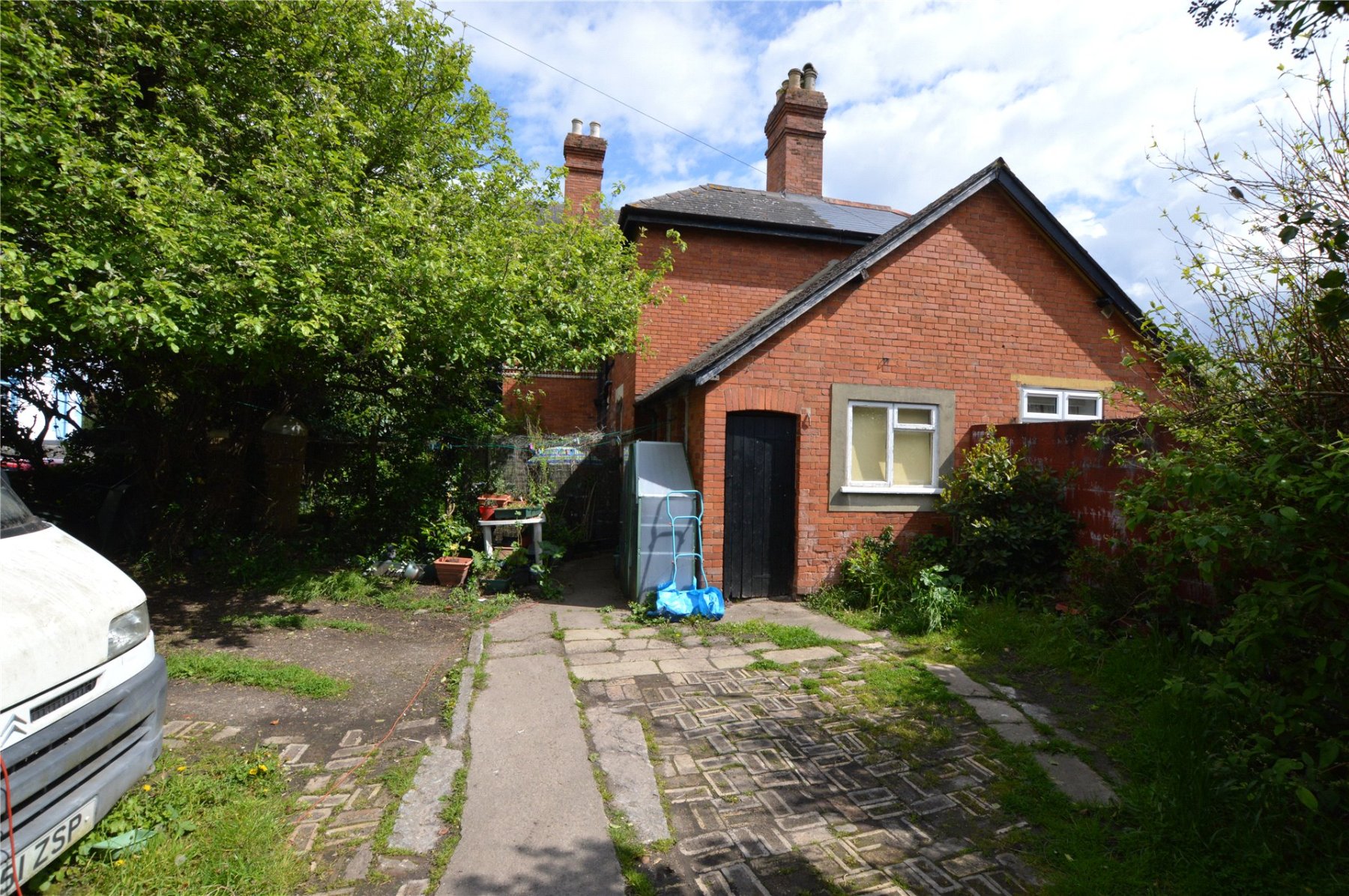 4 bedroom property for sale in Courtlands Road, Newton Abbot, Devon