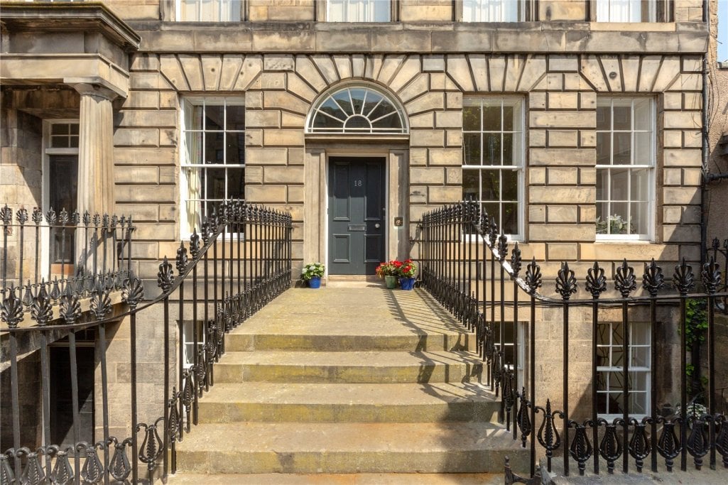 5 bedroom apartment for sale in Annandale Street, Edinburgh, EH7