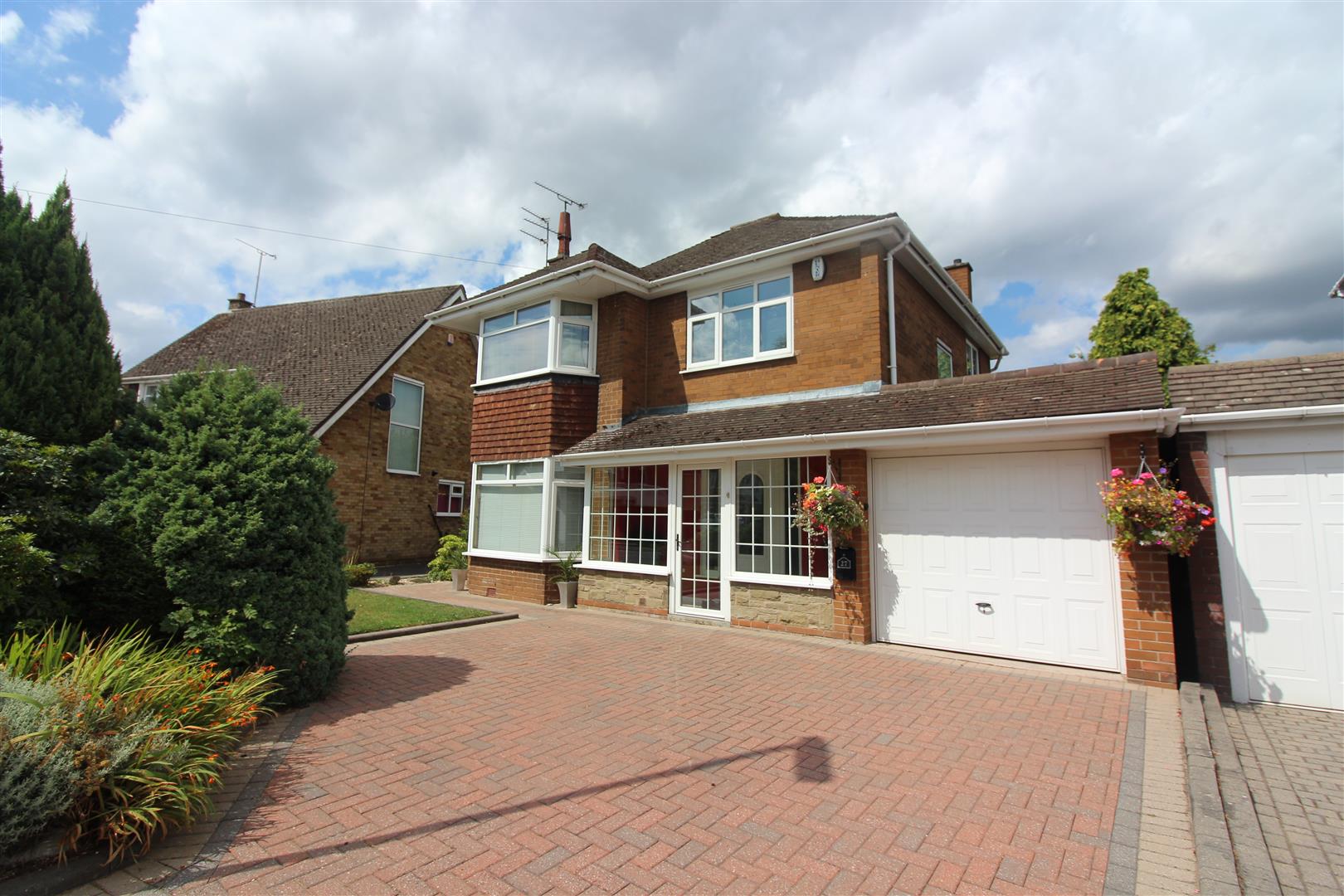 3 bedroom property for sale in Meadow Close, Blythe Bridge, Offers