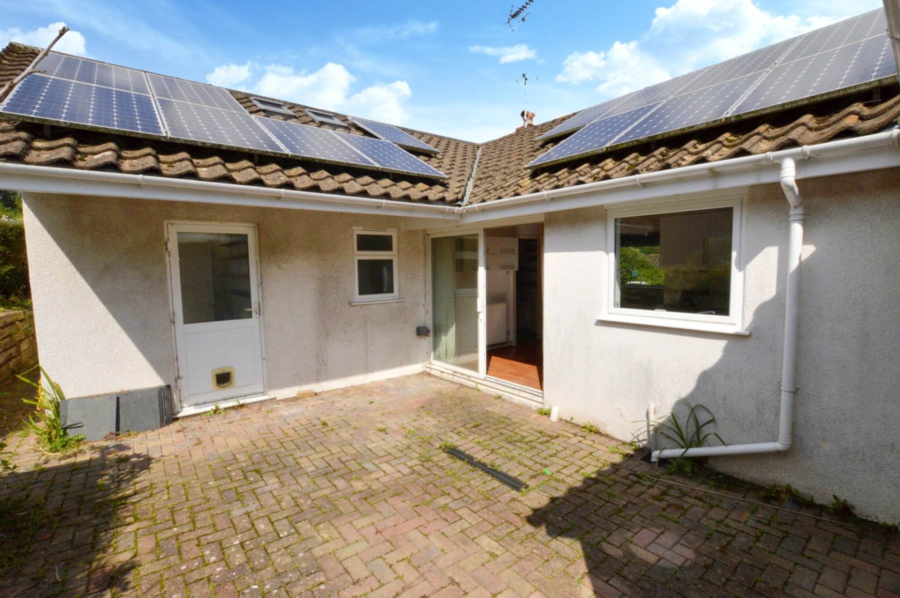 3 bedroom property for sale in St. Bernards Close, Buckfast