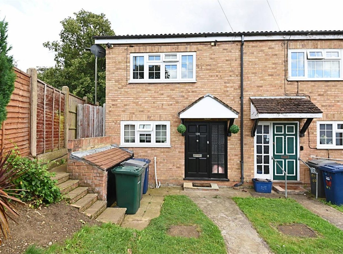 Jeremy Leaf and Co 3 bedroom property for sale in Swan Lane