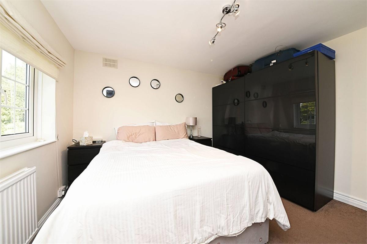 Jeremy Leaf and Co 3 bedroom property for sale in Swan Lane