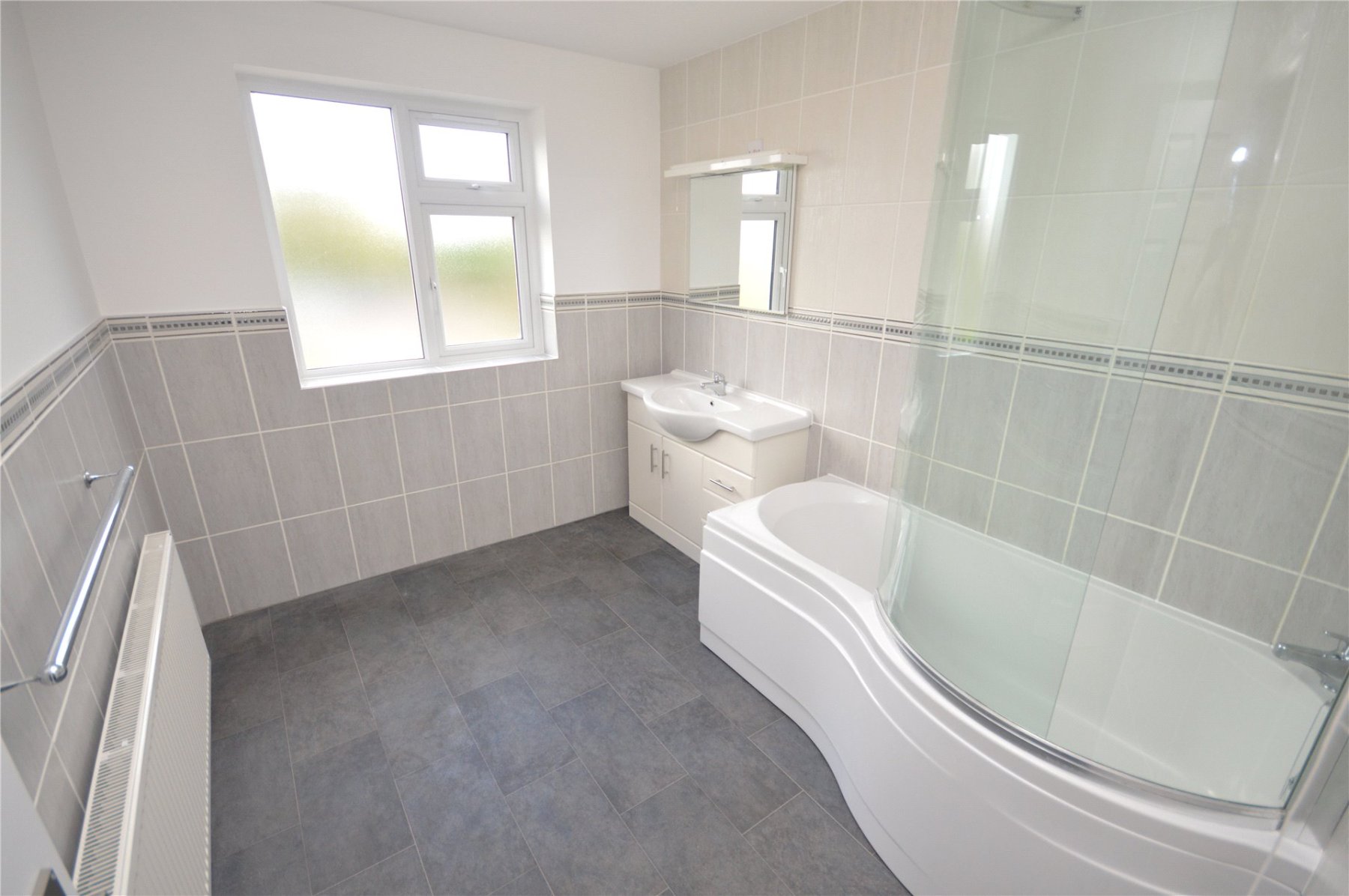 3 bedroom property to let in Ide Lane, Alphington, Exeter, EX2 £1,400 pcm