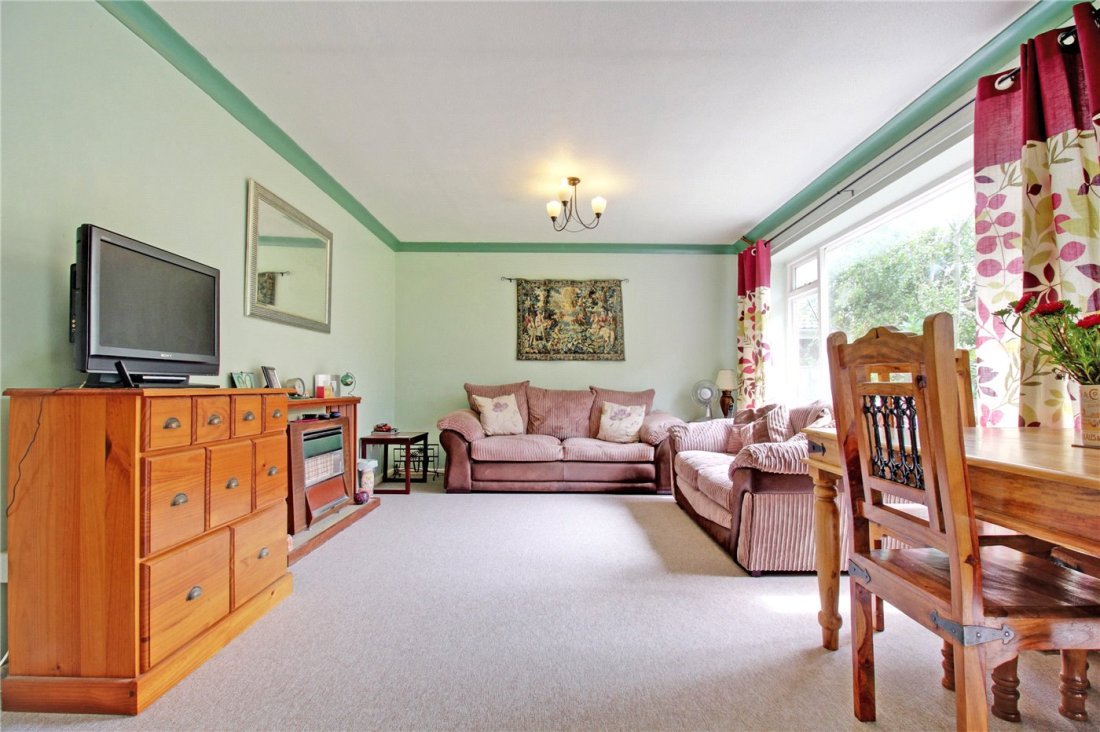 3 bedroom property for sale in Curlew Green, Oulton Broad (Lowestoft