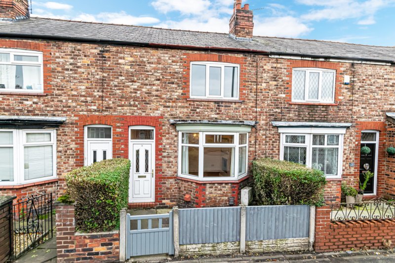 2 bedroom property for sale in Kingsway South, Warrington Offers over £110,000