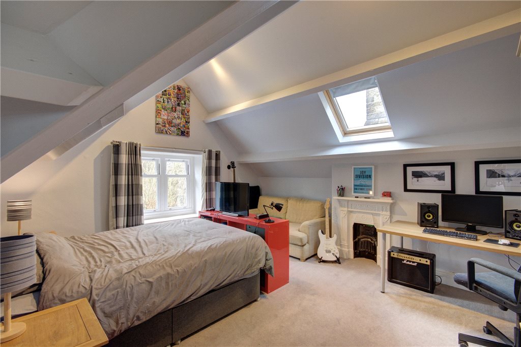 6 bedroom property for sale in Grassington Road, Skipton, BD23 £950,000