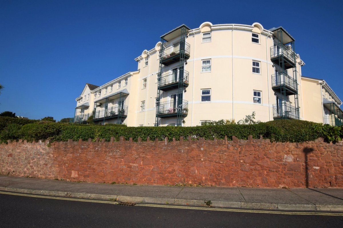 2 bedroom property for sale in Highcliffe Mews, Paignton, Devon, TQ4
