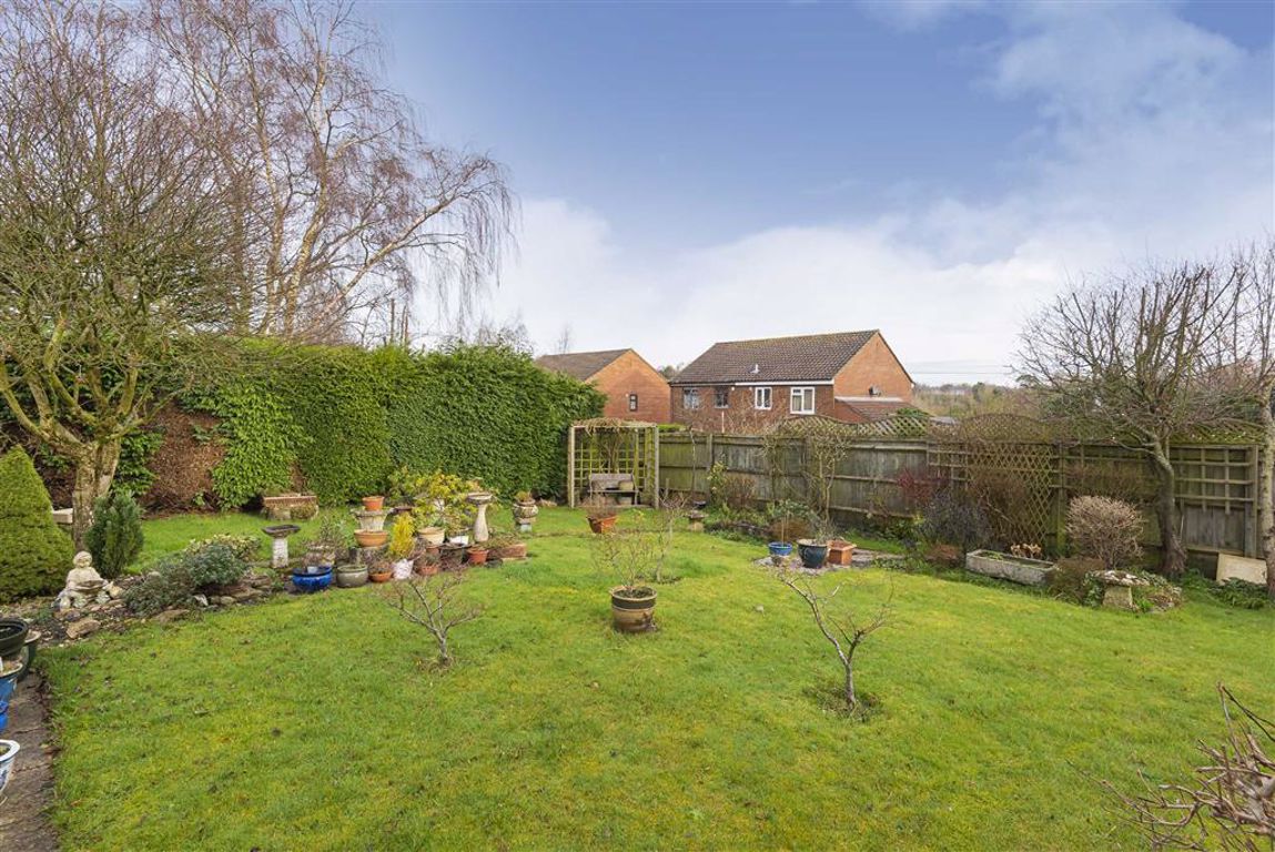 3 bedroom property for sale in Sandfield, West Lavington, Wiltshire