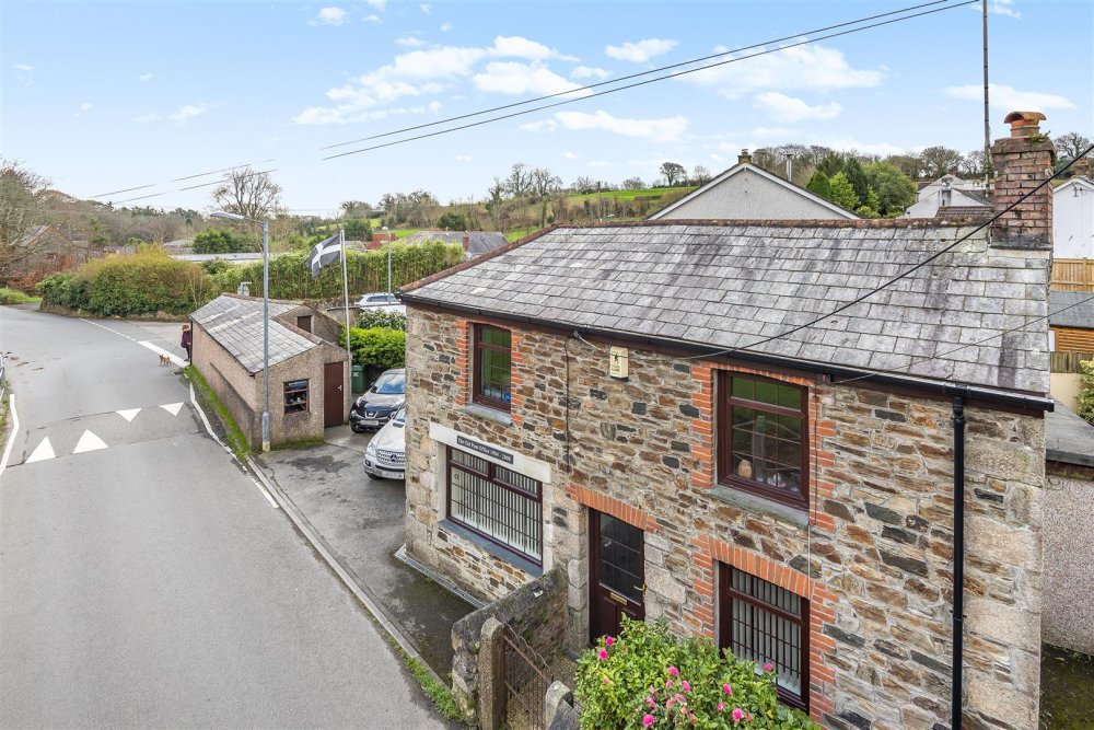 Stags 3 bedroom property for sale in Tregrehan Mills, St. Austell