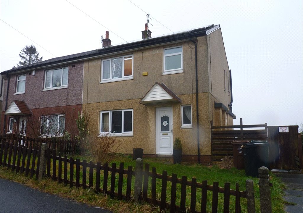 3 bedroom property for sale in Bracken Bank Grove, Keighley, West