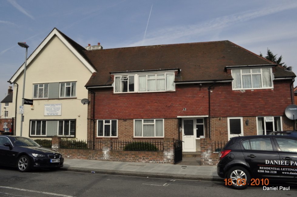 property to let in Thornbury Road £207 pw