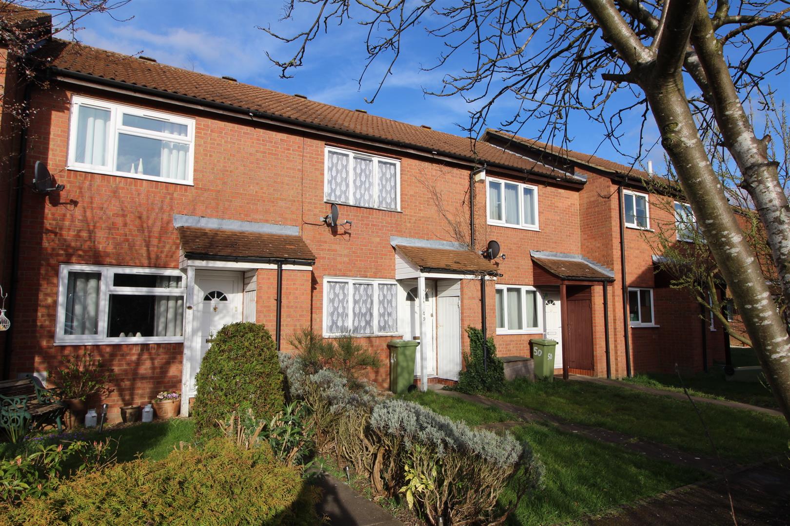 2 bedroom property for sale in Denmead, Two Mile Ash, Milton Keynes £