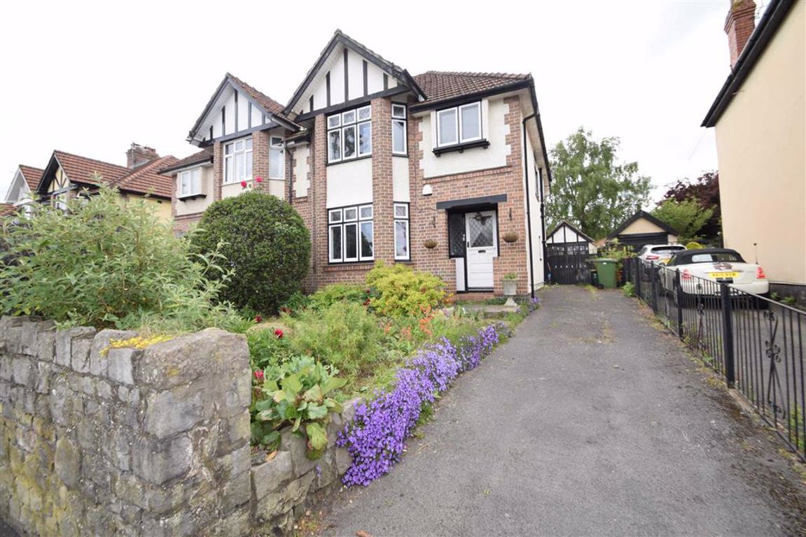 For sale 4 bedroom semidetached house, £525,000, Wellington Hill West
