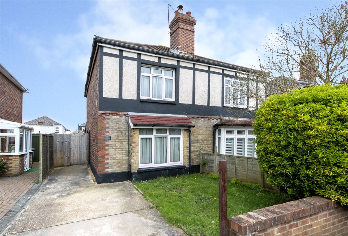 2 bedroom property for sale in Malmesbury Park Road, Charminster, Bournemouth, BH8 Guide price