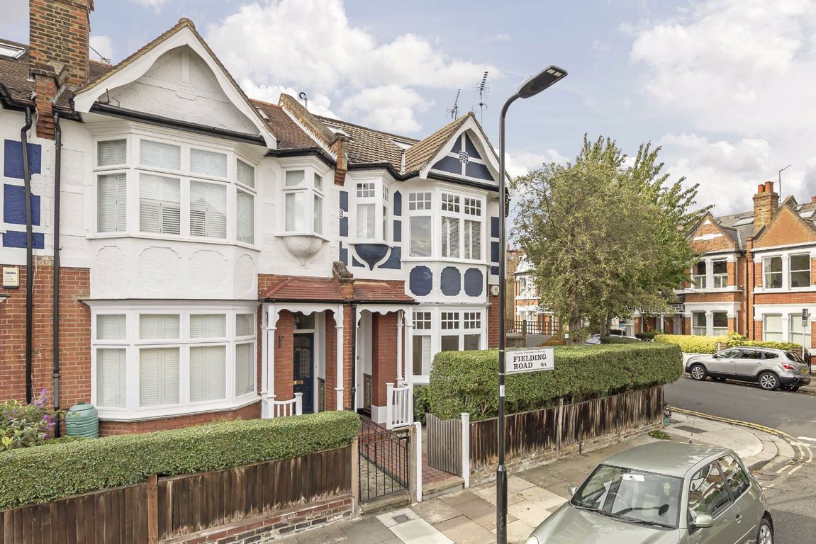 Fletchers 4 bedroom property to let in Fielding Road, London £820 pw