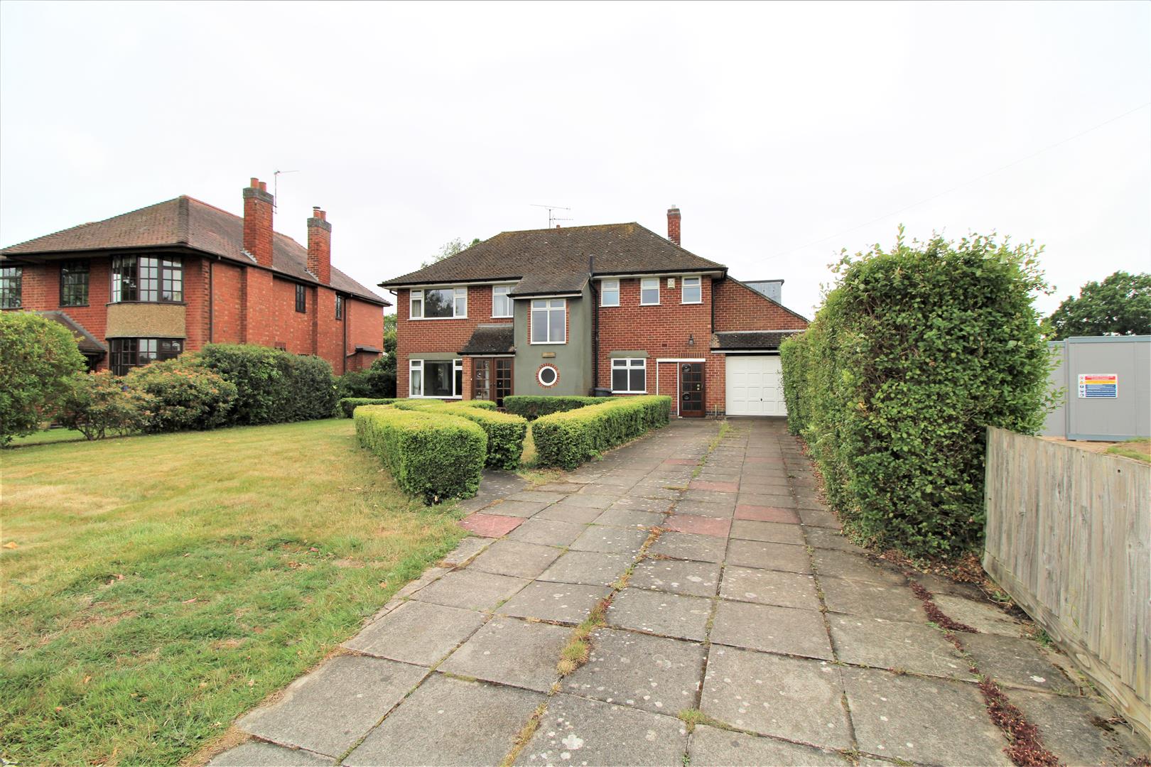 4 bedroom property for sale in Bilton Lane, Dunchurch, Rugby Offers