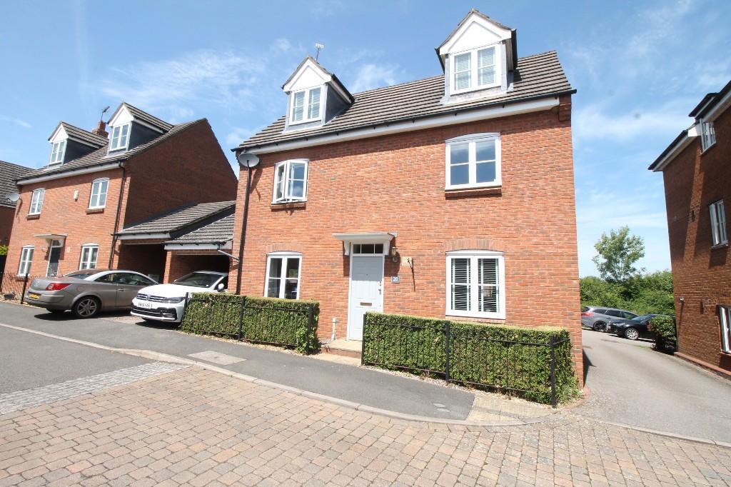 4 bedroom property for sale in Snowshill Close, Daventry £259,995