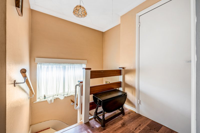 3 bedroom property for sale in old windsor Guide price £575,000