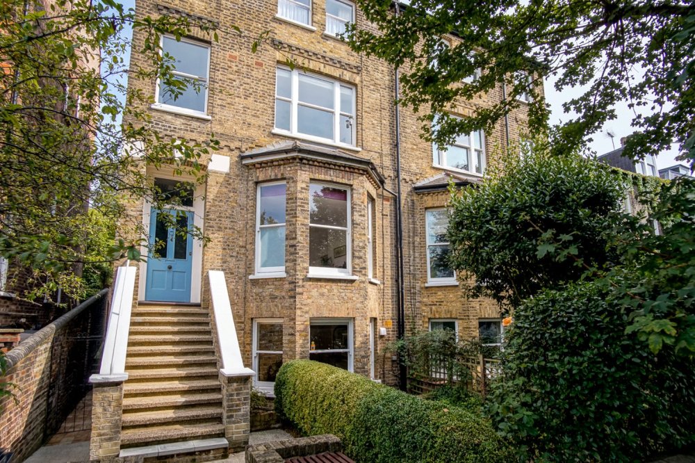 2 bedroom property for sale in Dartmouth Park Avenue, Dartmouth Park
