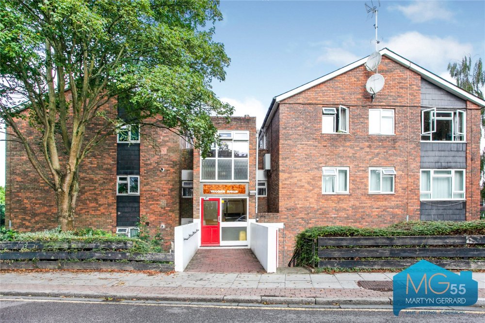 2 bedroom property for sale in Woodside Avenue, Woodside Park, London