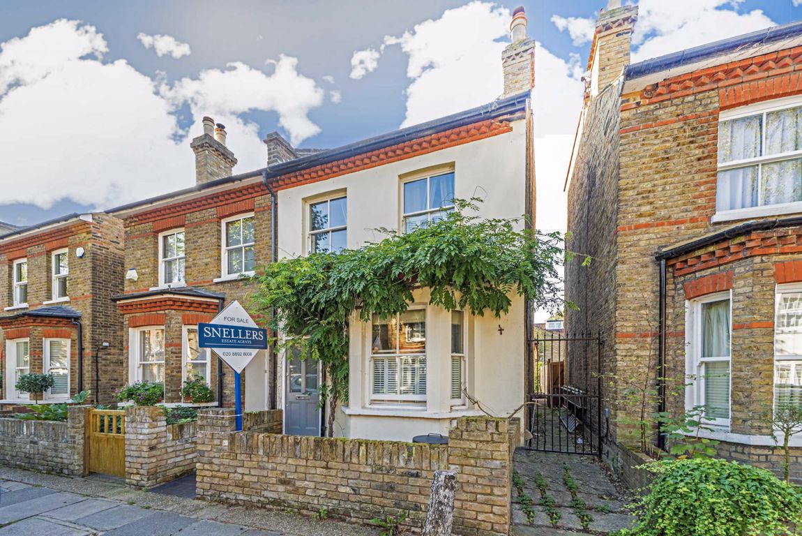 Snellers 4 bedroom property for sale in South Western Road, St