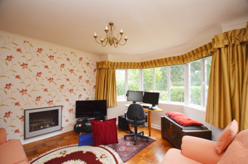 3 Bedroom House For Sale In Queens Park