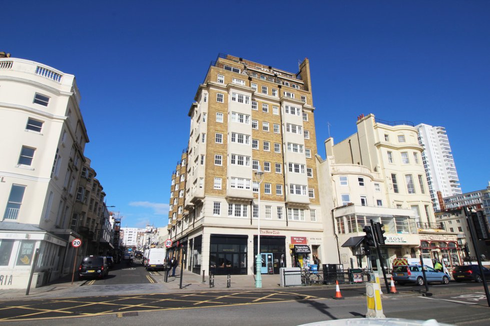 property for sale in Kings Road, Brighton, BN1 2HJ £165,000