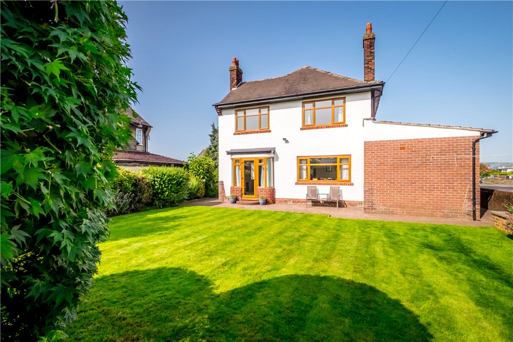 4 bedroom property for sale in Hullen Edge Road, Elland, HX5 Guide