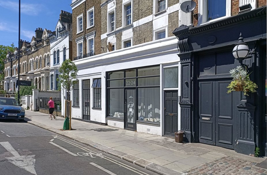 property for sale in Prince Of Wales Road, London, NW5 £799,000