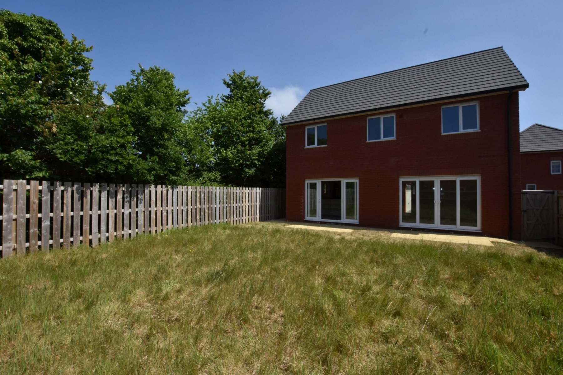 4 bedroom property for sale in Kestrel Way, Dawlish, Devon, EX7 Guide