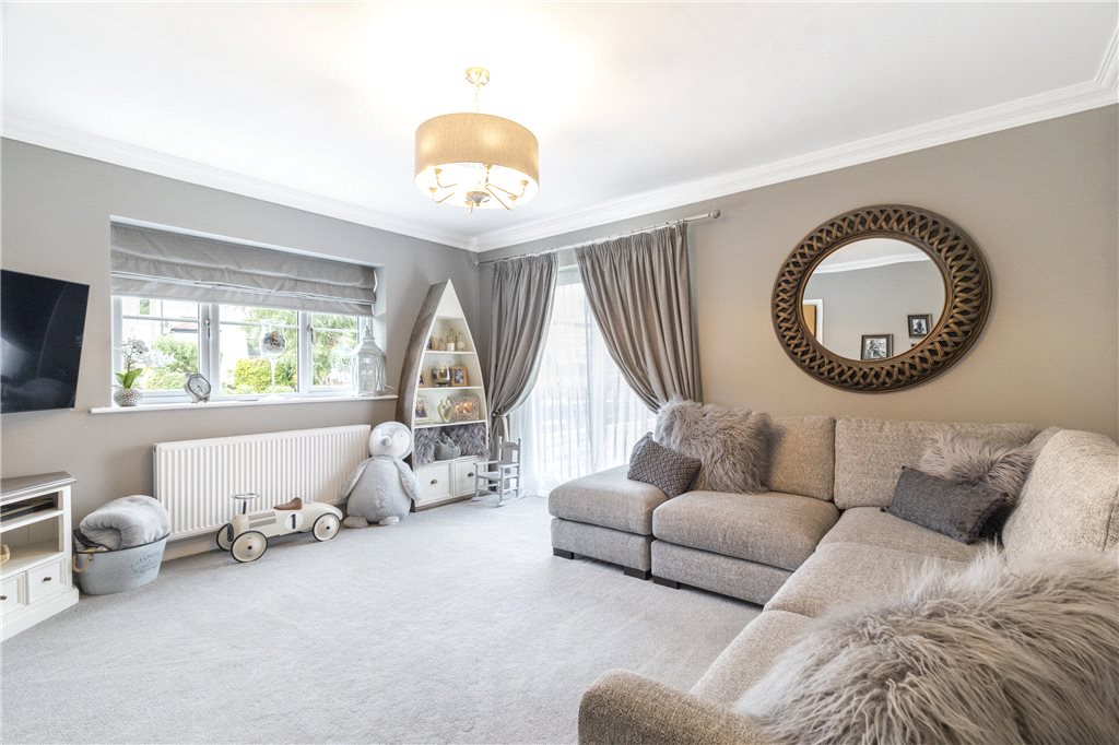 3 bedroom property for sale in Stockbridge Wharf, Riddlesden, Keighley