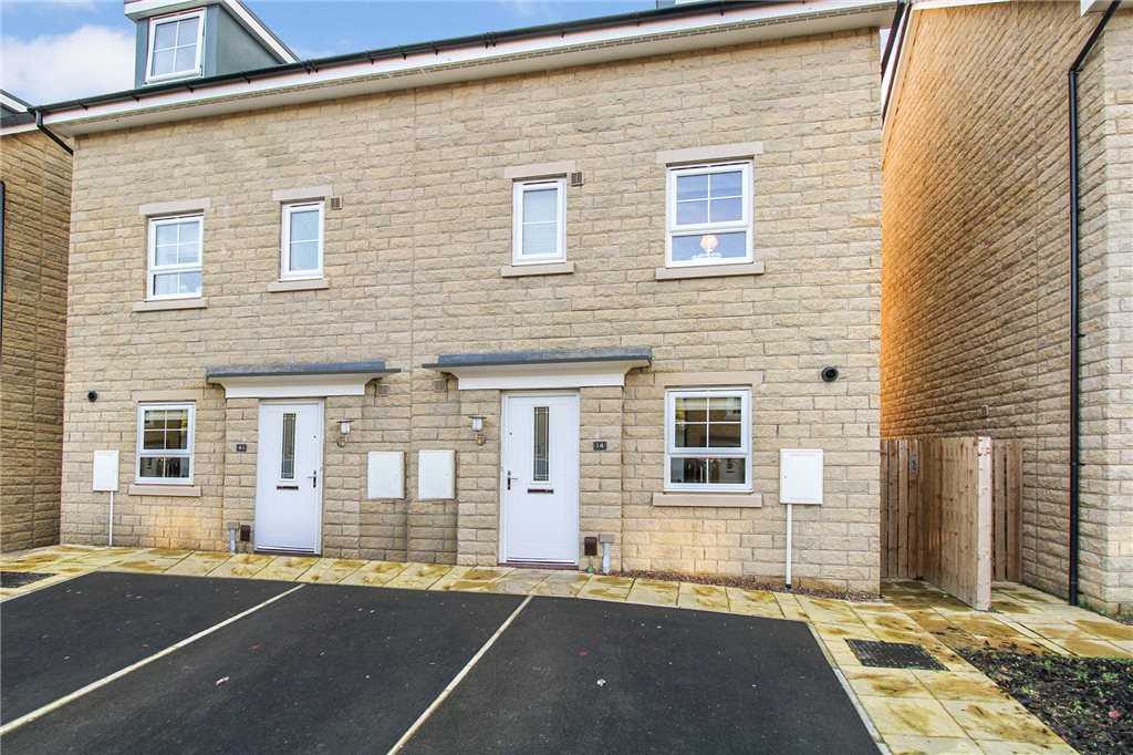 4 bedroom property for sale in Stephenson Drive, Silsden, Keighley, BD20 £249,950