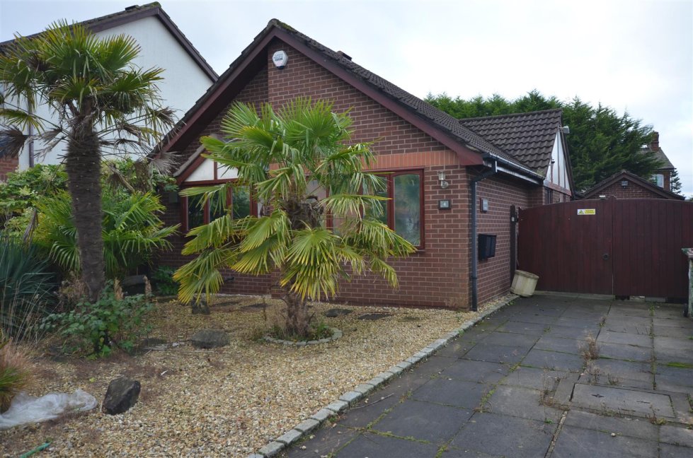 3 bedroom property for sale in Parklands, Rainford, St. Helens £245,000