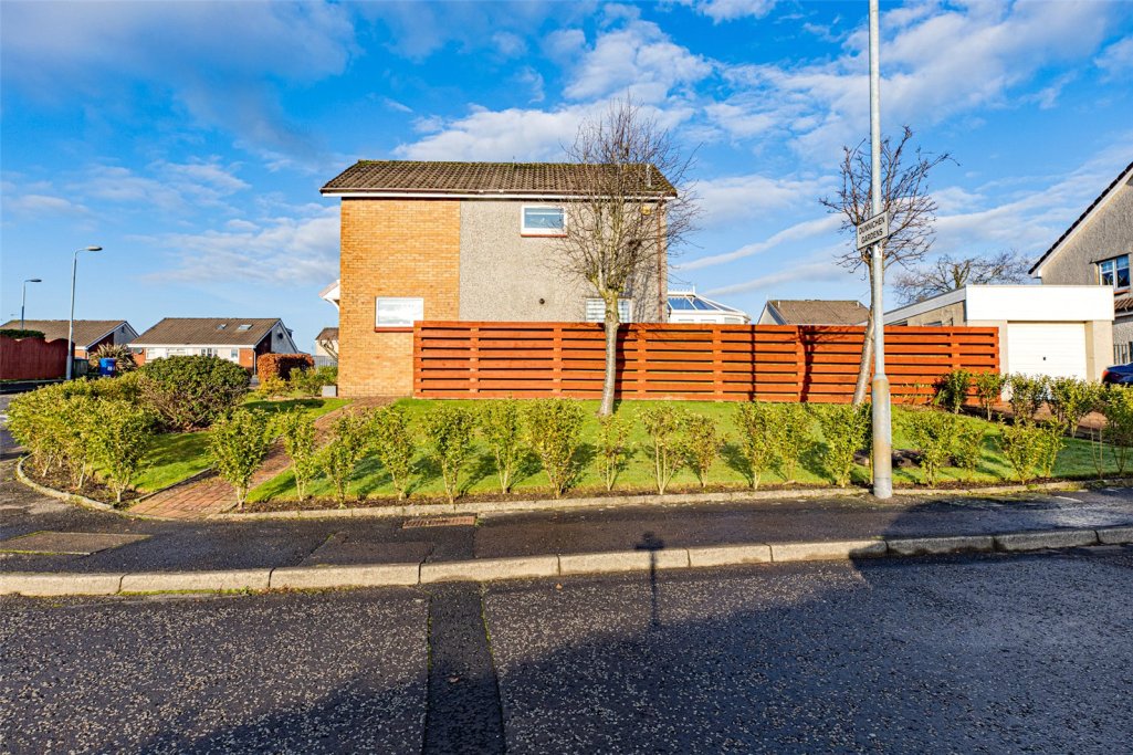 3 bedroom house for sale in Dunnichen Gardens, G64