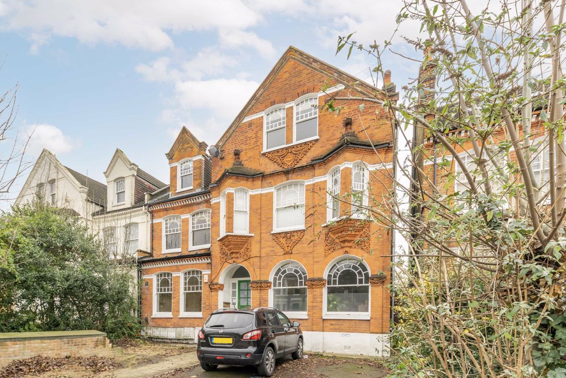 Jacksons 2 bedroom property for sale in Bedford Hill, Balham £630,000