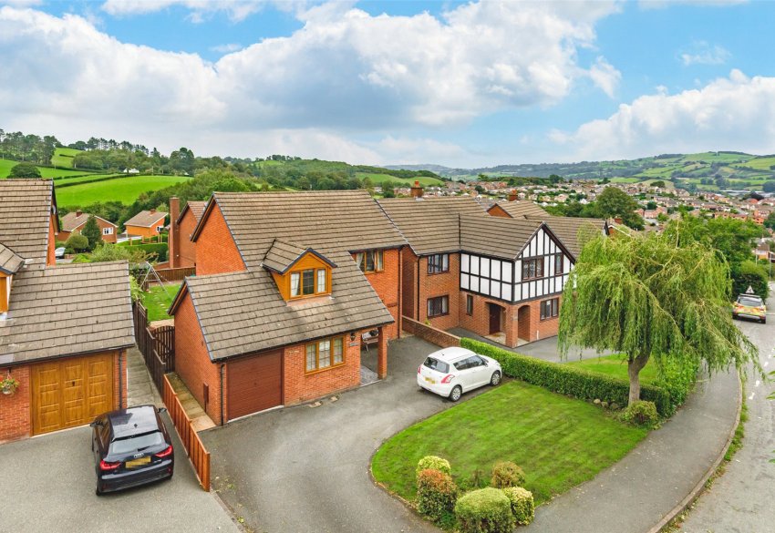 4 bedroom property for sale in Bryn Lane, Newtown, Powys, SY16 £250,000