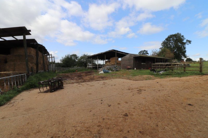 property for sale in AB KETTLEBY, MELTON MOWBRAY Guide price £600,000