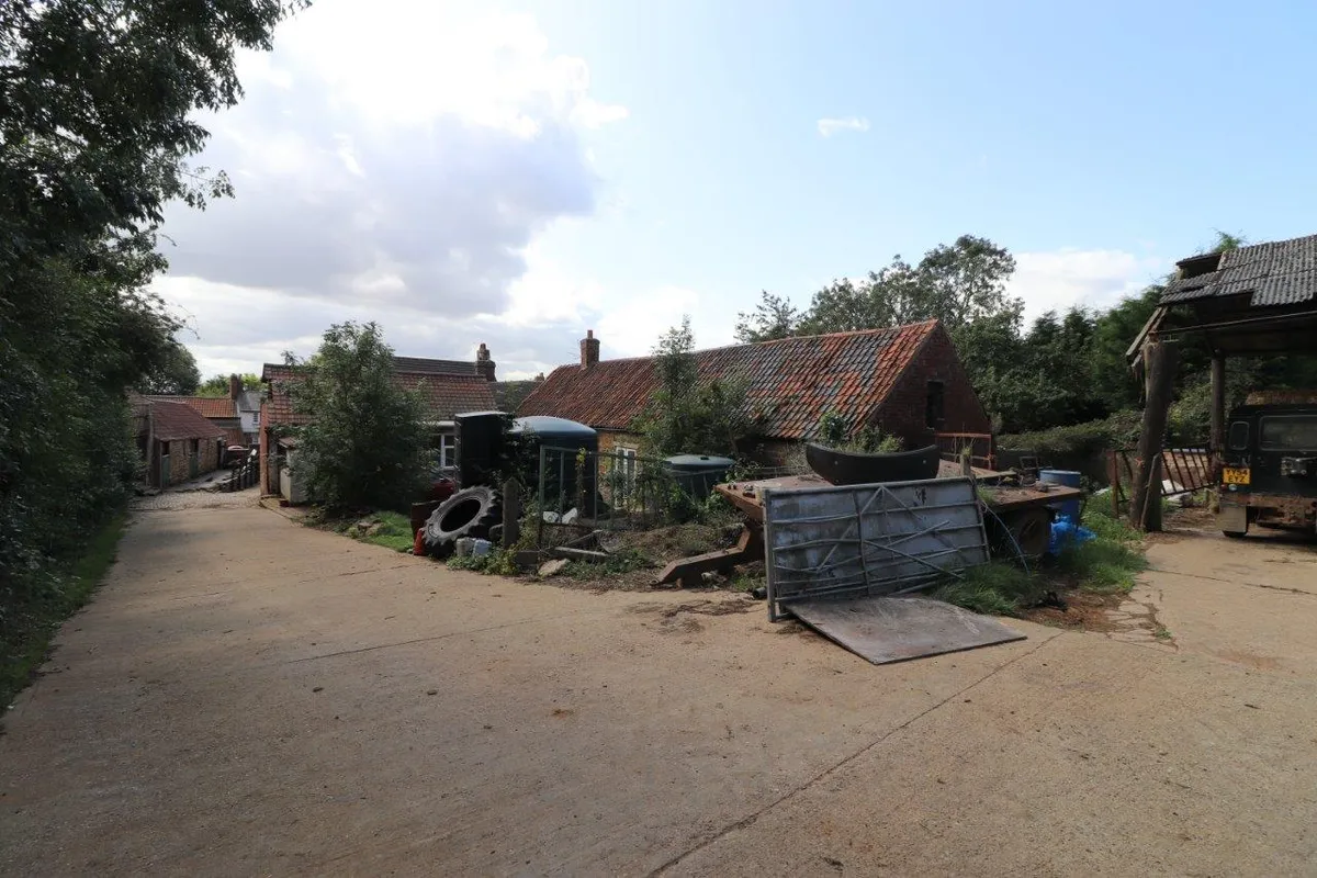 AB KETTLEBY, MELTON MOWBRAY