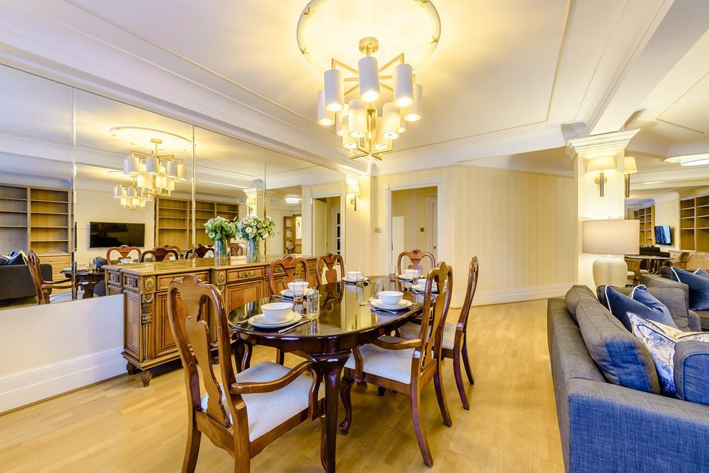 Four Bedroom  Three Bathroom  Apartment To Let  Strathmore Court  St Johns Wood  NW8 Image 6
