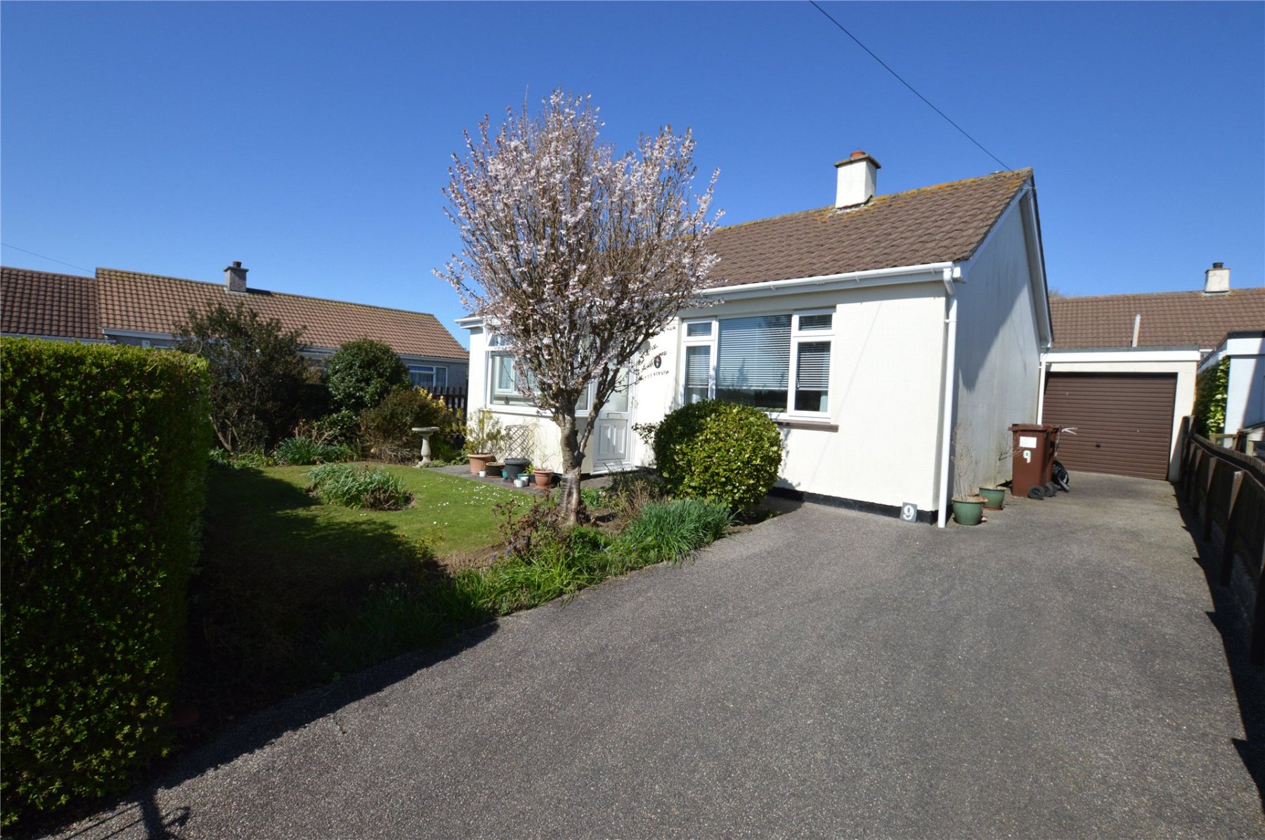 2 bedroom property for sale in Boscarn Close, Barripper, Camborne, TR14