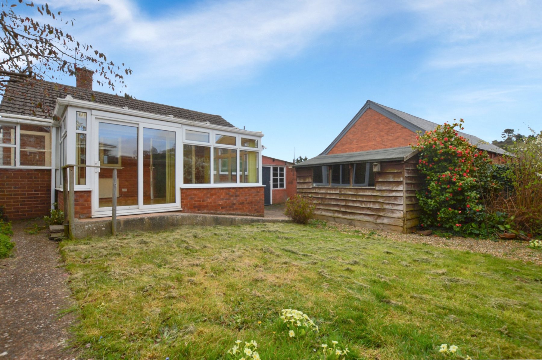 2 bedroom property for sale in Waresfoot Drive, Crediton, Devon, EX17